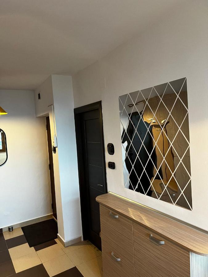 High Level Apart Oradea Free Reserved Parking Exterior photo