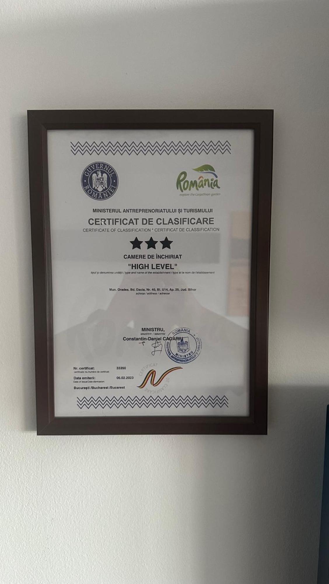 High Level Apart Oradea Free Reserved Parking Exterior photo